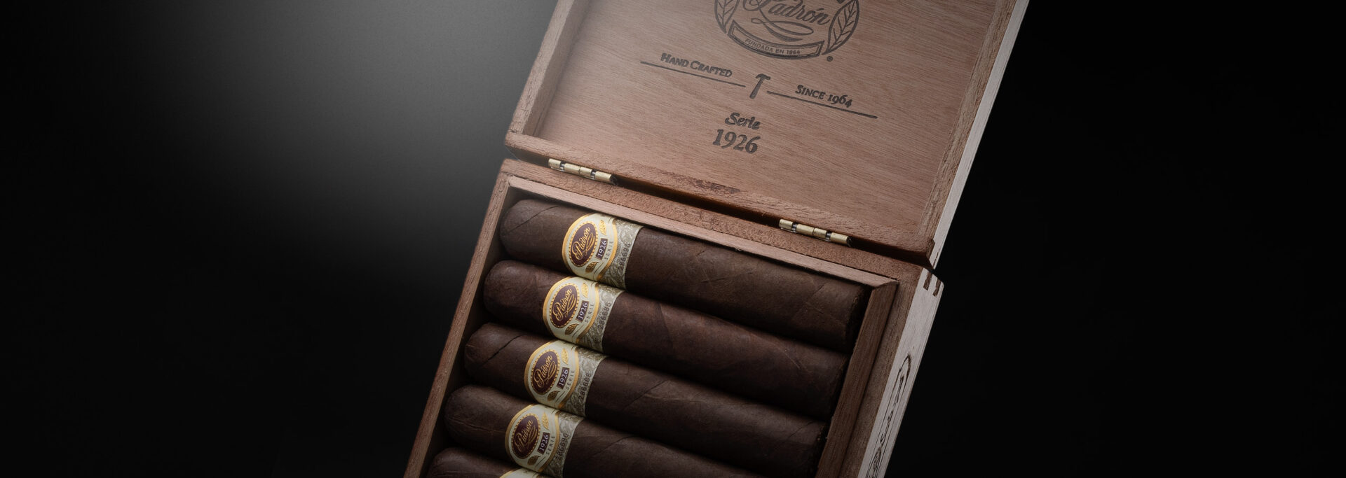 Padron cigars 1926 aniversario, 1964 anniversary and rare Padron cigars